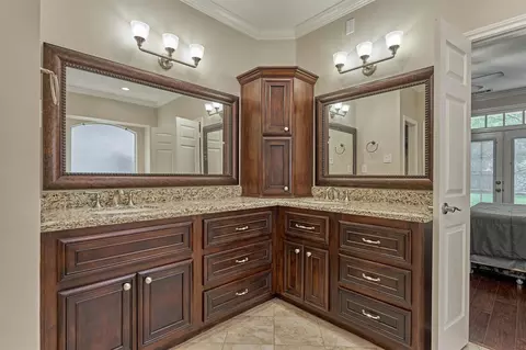 Bath - 6603 Etchstone Dr, Spring, TX 77389 photo 4 of 6