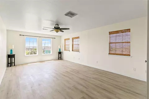 Living - 308 Sea Bean St, Surfside Beach, TX 77541 photo 3 of 4
