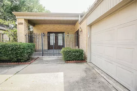 17211 Ash Butte Dr, Houston, TX 77090