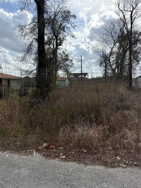 8538 Homewood Ln, Houston, TX 77028