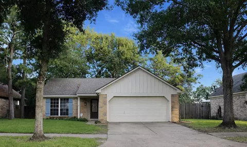 6734 Prairie Village Dr, Katy, TX 77449