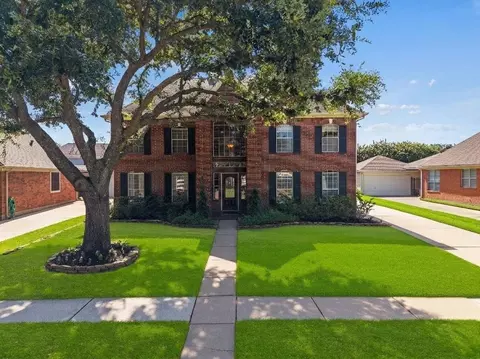 11323 Chestnut Woods Trl, Houston, TX 77065