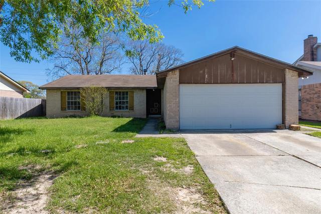 8406 Pebbledowne Dr, Houston, TX 77064