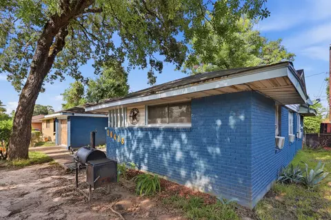 10418 Homestead Rd, Houston, TX 77016