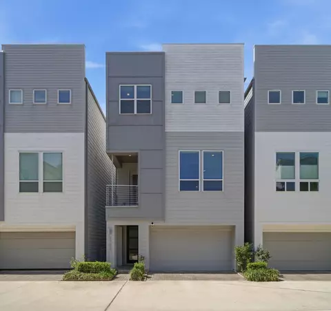 2702 Eado Grove Ln, Houston, TX 77003