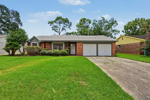 9319 Fairdale Ln, Houston, TX 77063