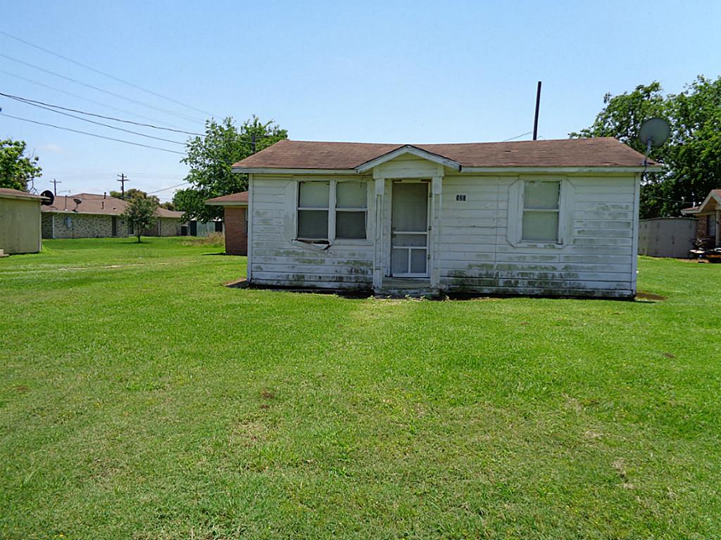 525 Baker, Hempstead, TX 77445 photo 1