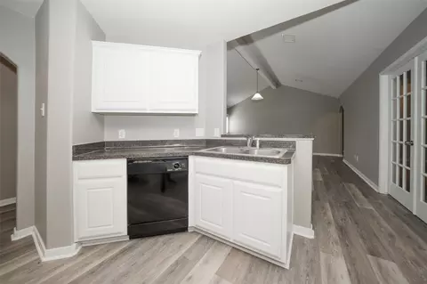 Kitchen - 28894 Llano River Loop, Spring, TX 77386 photo 1 of 2