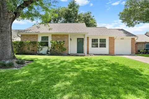 6610 Blue Ridge Dr, Richmond, TX 77469