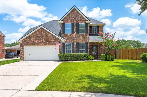 3829 Houston Lake Dr, Pearland, TX 77581
