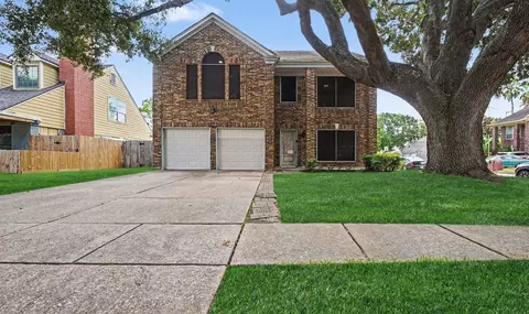 2017 Dublin Dr, Deer Park, TX 77536
