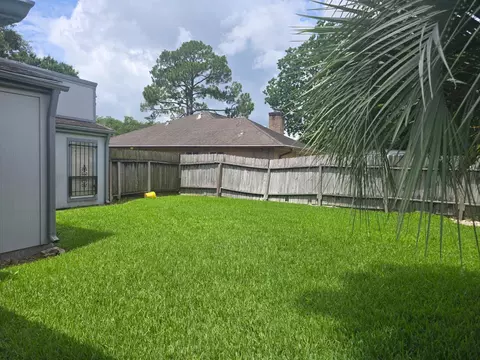 2302 Quail Valley East Dr, Missouri City, TX 77459