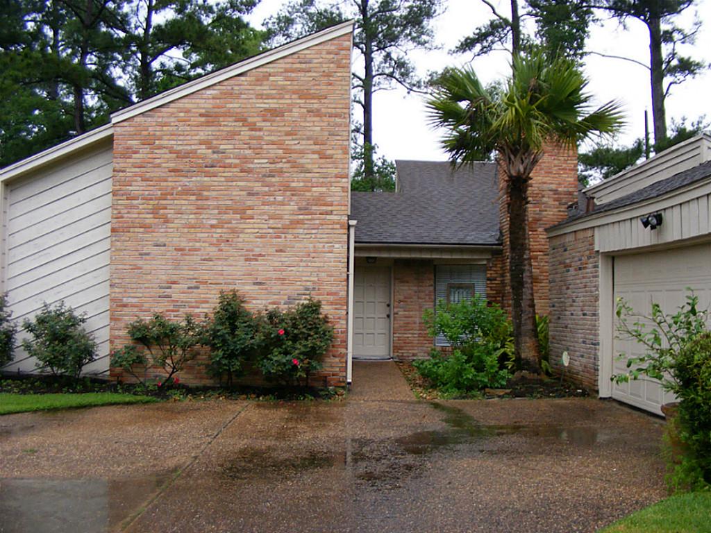 715 Casper Ct, Conroe, TX 77302 photo 1