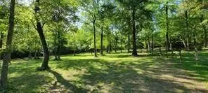 678 Old Phelps Rd, Huntsville, TX 77340