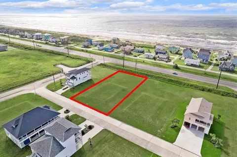 21205 Scissor Tail Ln, Galveston, TX 77554