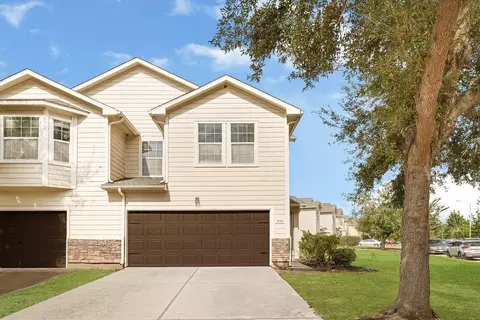 5010 Dartmoor Ridge Trl, Houston, TX 77066
