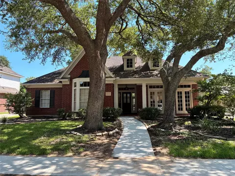 4222 Roaring Rapids Dr, Houston, TX 77059