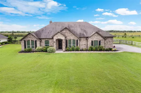 7842 Pebble Hill Ln, Rosharon, TX 77583