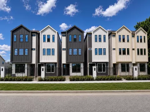 509 Hillwood Heights Dr, Houston, TX 77091