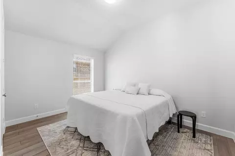 Bedroom - 15618 Turtlehead Trl, Conroe, TX 77302 photo 2 of 2