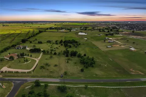 100 County Road 198, Hutto, TX 78634
