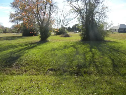 513 Begonia Ln, Prairie View, TX 77446