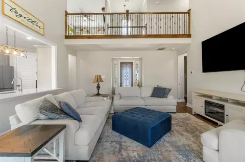 13510 Fallbrook Cir, Mont Belvieu, TX 77535