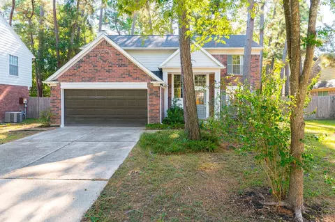 18 Cottage Grove Pl, The Woodlands, TX 77381