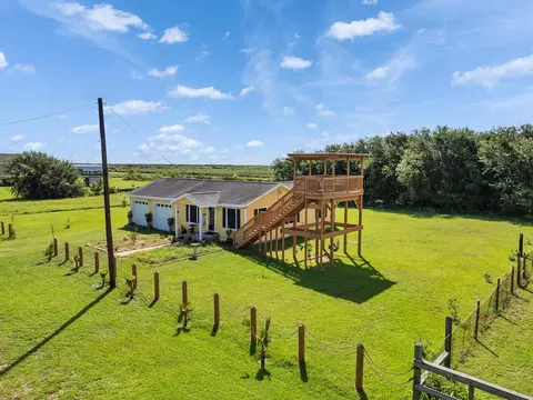 1222 Madison Ave, Port Bolivar, TX 77650