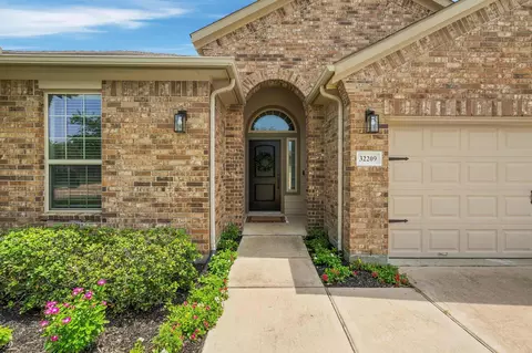 32209 Mckinley Run Dr, Hockley, TX 77447