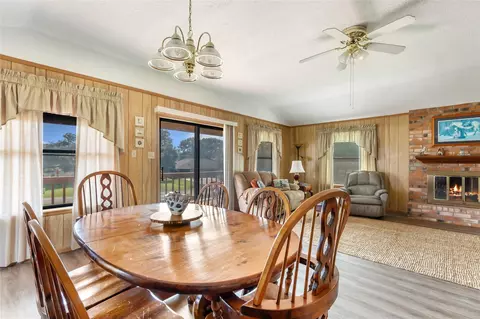 Dining - 600 Sam Houston Loop, Point Blank, TX 77364 photo 2 of 2