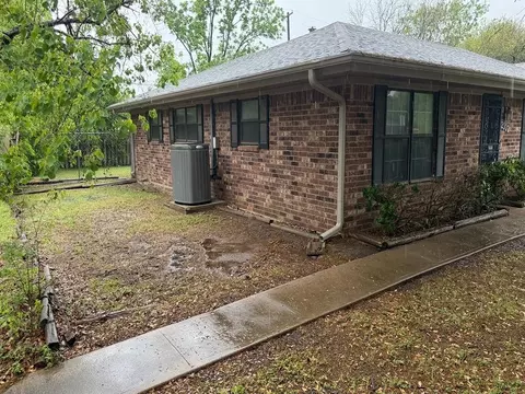 Exterior - 2302 Kent St, Bryan, TX 77802 photo 7 of 7