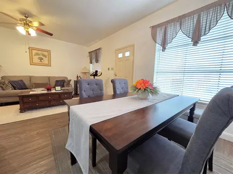 1103 Dulles Ave #1402, Stafford, TX 77477