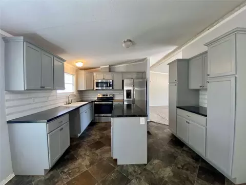 Kitchen - 287 Pine Ln, Onalaska, TX 77360 photo 1 of 4