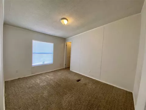 Bedroom - 287 Pine Ln, Onalaska, TX 77360 photo 3 of 4