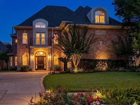 5322 Val Verde St, Houston, TX 77056