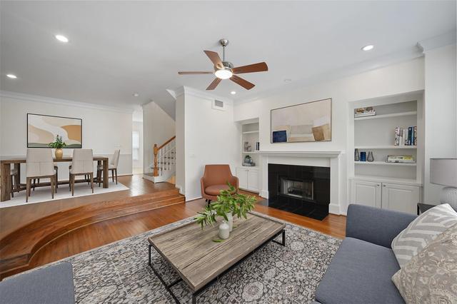 5103 Eigel St, Houston, TX 77007