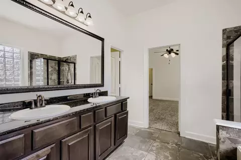 Bath - 19911 Valkyrie Dr, Spring, TX 77379 photo 3 of 6