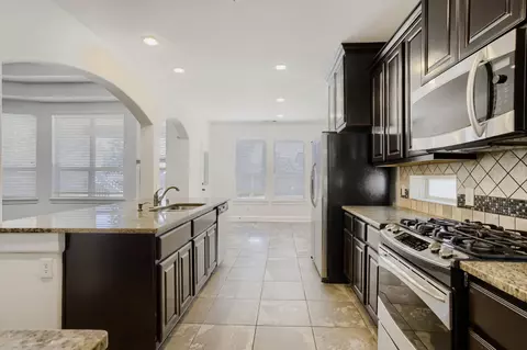 Kitchen - 19911 Valkyrie Dr, Spring, TX 77379 photo 1 of 2