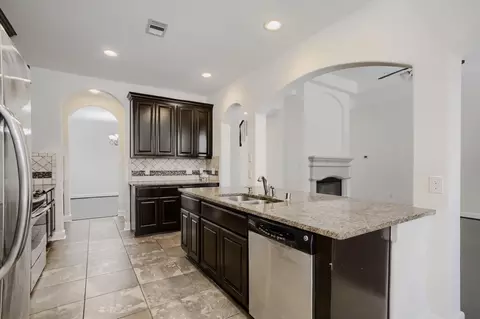 Entry Way - 19911 Valkyrie Dr, Spring, TX 77379 photo 2 of 3