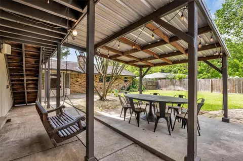 Exterior - 22502 Fields Ln, Spring, TX 77389 photo 6 of 10