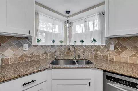 Kitchen - 22502 Fields Ln, Spring, TX 77389 photo 5 of 7