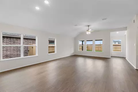 Living - 807 Evergreen Forest Ln, Bonney, TX 77583 photo 1 of 5