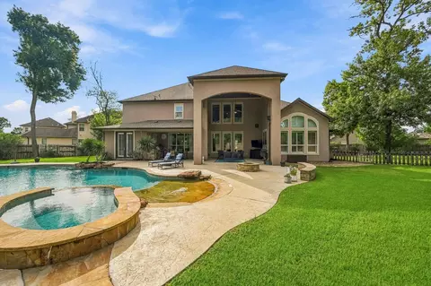 2 Turin Turn Dr, Missouri City, TX 77459