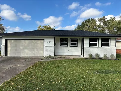 205 E First St, Deer Park, TX 77536 photo 1