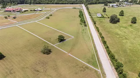1702 Spring Branch Rd, Montgomery, TX 77316