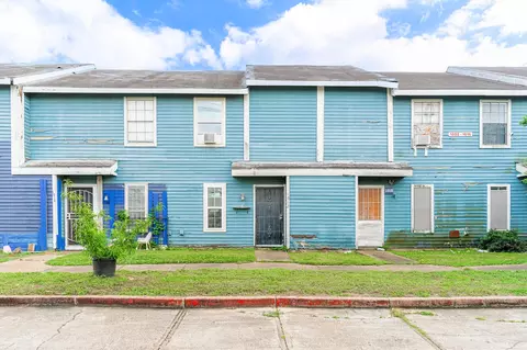 8323 Wilcrest Dr #1012, Houston, TX 77072