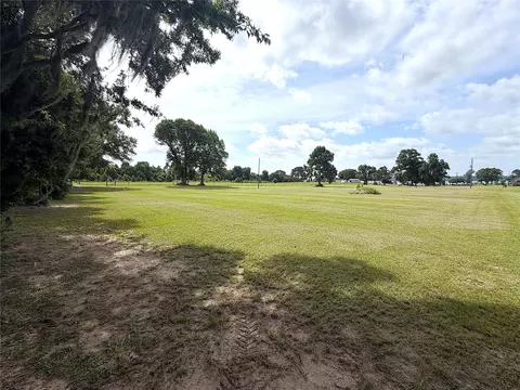 247 S Skains Chapel Rd, Trinity, TX 75862 photo 3