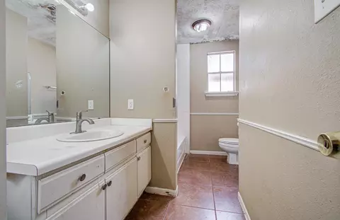 Bath - 6218 Forestgate Dr, Spring, TX 77373 photo 1 of 3