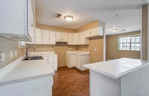 Kitchen - 6218 Forestgate Dr, Spring, TX 77373 photo 1 of 3